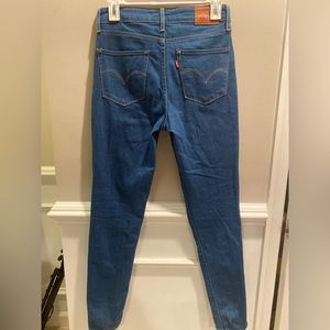 Levi’s high waisted jeans
